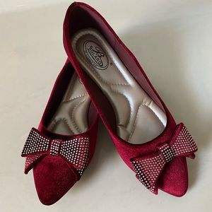 Red Bow-Embellished Women's Flats by